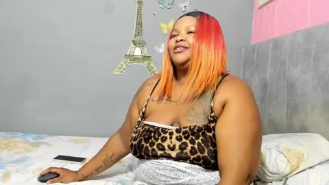 Snapshot of dahianajoss chatting on 02.09.25 Ebony Sex Dahian online show from 02.09.25