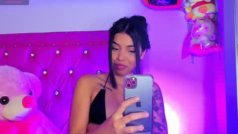 Snapshot of dahiangomezz chatting on 01.25.25 online show from 01.25.25