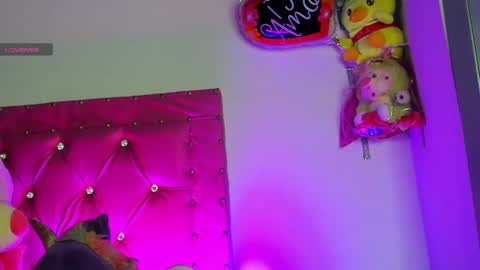Snapshot of dahiangomezz chatting on 02.14.25 online show from 02.14.25