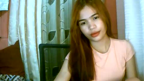 Im Dahlia online show from 01.07.25