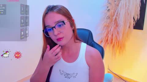 Snapshot of dahlia_rossi chatting on 10.18.25 Dahlia online show from 10.18.25