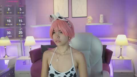 Dahlia Grey online show from 11.17.25