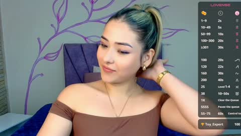 Dahlia online show from 01.18.25