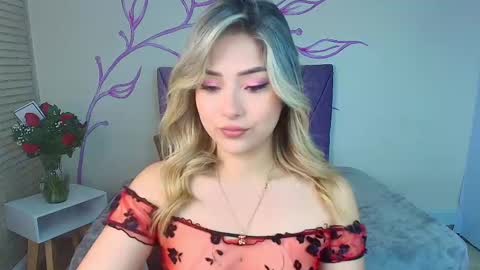 Dahlia online show from 02.14.25