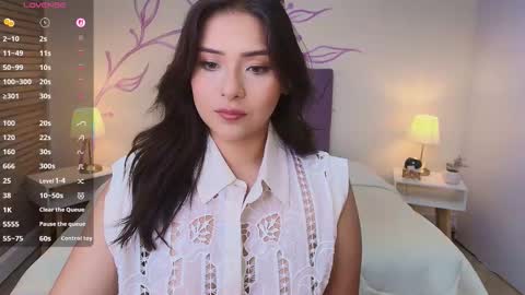 Dahlia online show from 11.28.25