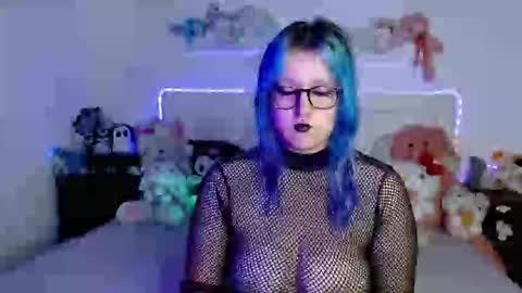    online show from 10.17.25