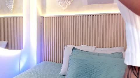 Snapshot of daiana_curly chatting on 02.11.26 Daiana online show from 02.11.26