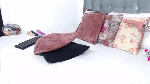 Daiisha.. online show from 12.17.25