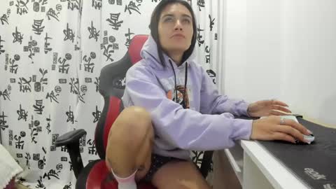 daila_ online show from 03.04.25