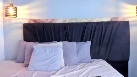 Daila Smith  online show from 01.18.26