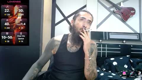 Snapshot of daimon_rock01 chatting on 02.10.26 felipe online show from 02.10.26