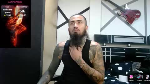 Snapshot of daimon_rock01 chatting on 02.18.26 felipe online show from 02.18.26