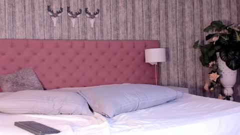 Daimond Johnson online show from 12.20.25