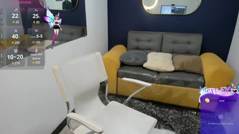 Snapshot of dainaevans chatting on 01.24.25 dainaevans online show from 01.24.25