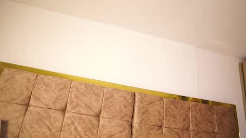 Lauren            online show from 03.02.26