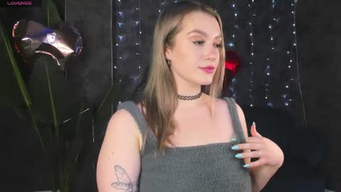 Viickie online show from 03.24.26