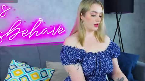 Viickie online show from 04.09.26