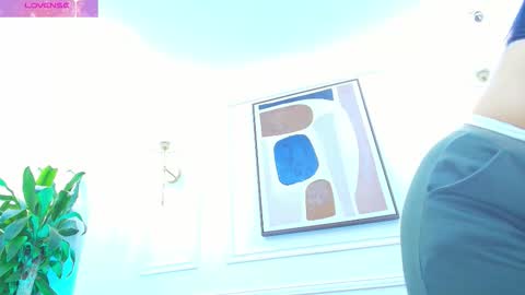 Daisy Price online show from 11.10.25