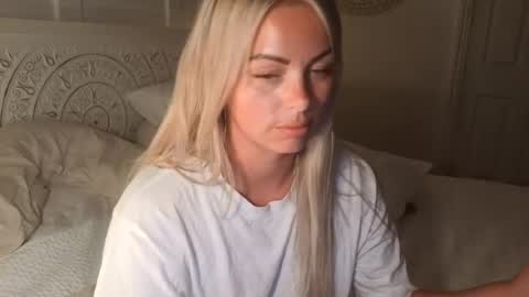 Snapshot of daisydreams_cumtrue chatting on 07.21.26 Daisy Dreams online show from 07.21.26