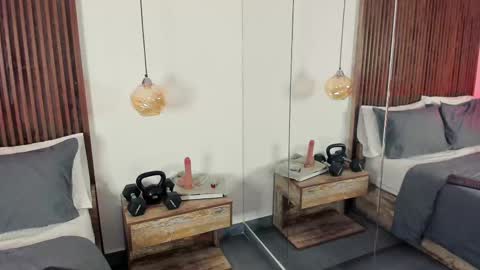 daisylin_mb online show from 10.30.25