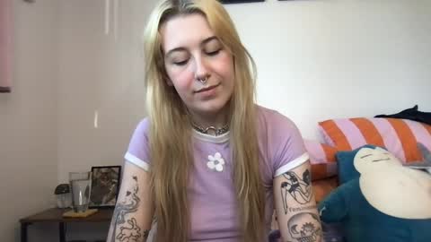 daisymynx online show from 04.16.26