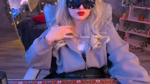 Daisy online show from 02.19.26