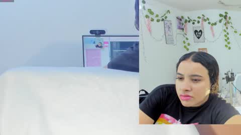 daki_ume_ online show from 11.23.25