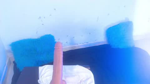 VALENTINA  online show from 09.22.25