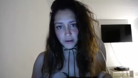 IG  dakotasofiaa online show from 05.14.26