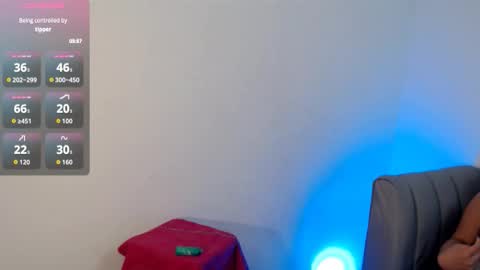    online show from 11.08.25