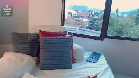    online show from 11.11.25