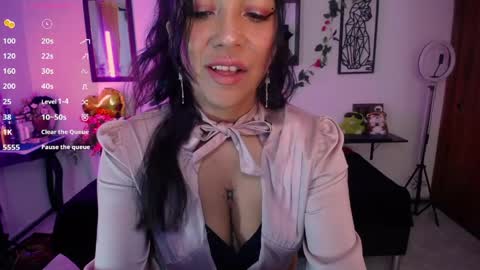 Caroliina online show from 02.26.26