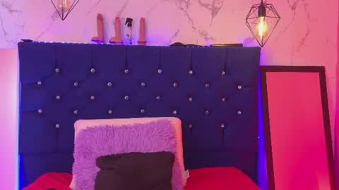 dakotaa_johnson online show from 06.29.26