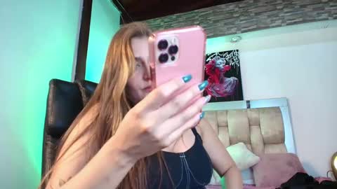 dakotarobbins_ online show from 02.05.25