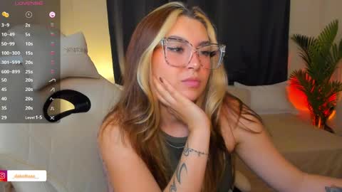 dakottaa__ online show from 06.05.26