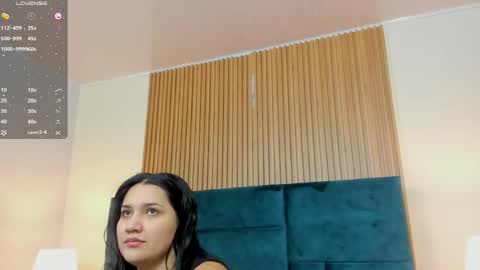 Snapshot of dalia_alissa chatting on 05.21.26 Violeta online show from 05.21.26