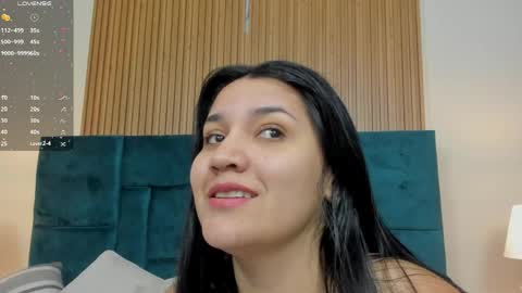 Snapshot of dalia_alissa chatting on 05.23.26 Violeta online show from 05.23.26