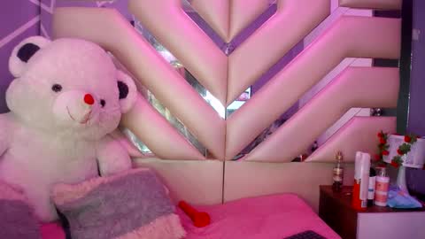 Snapshot of dalia_corrs0 chatting on 01.16.25 online show from 01.16.25