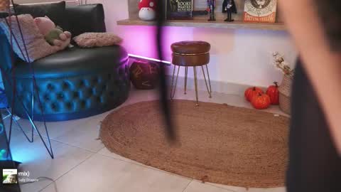 Snapshot of dalia_morgan chatting on 10.10.25 Dalia Morgan online show from 10.10.25