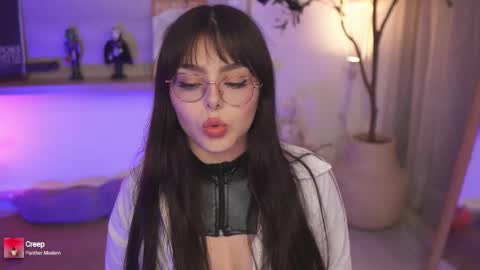 Snapshot of dalia_morgan chatting on 10.14.25 Dalia Morgan online show from 10.14.25
