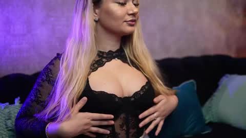  Dalia  online show from 03.24.26