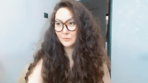 Snapshot of dalidayes chatting on 07.13.26 Dali online show from 07.13.26