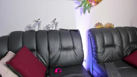 Dalila Lu online show from 11.08.25