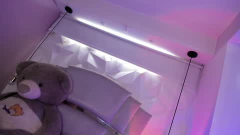 Snapshot of dalila_thoms chatting on 01.03.25 Dalila online show from 01.03.25