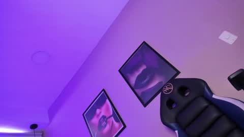 Snapshot of dalila_thoms chatting on 01.14.25 Dalila online show from 01.14.25