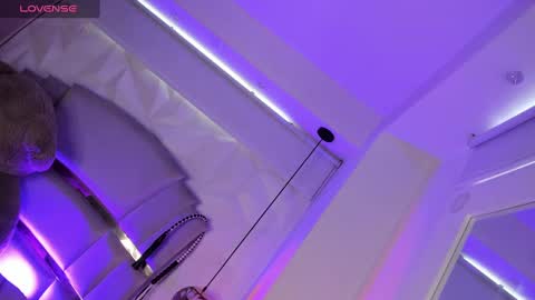 Snapshot of dalila_thoms chatting on 01.29.25 Dalila online show from 01.29.25