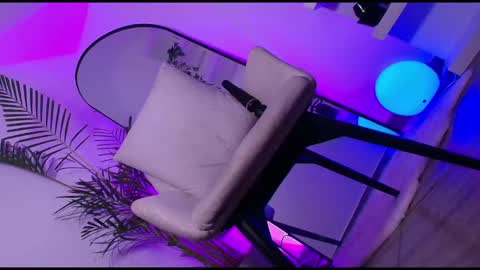 dalilathoms online show from 03.08.26