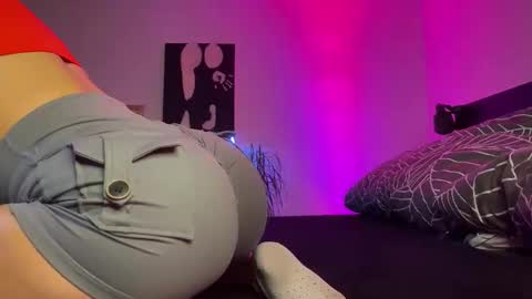 Snapshot of dalmatian_girl chatting on 11.02.25 dalmatian_girl online show from 11.02.25