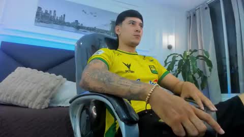 DAMIAN online show from 12.03.25