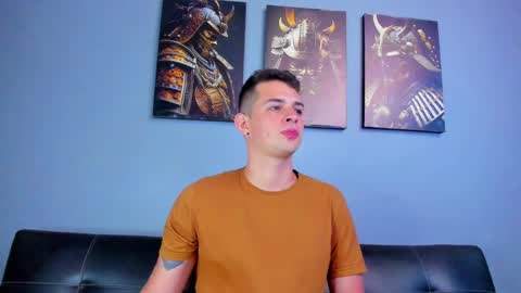 Snapshot of damian__oliver chatting on 02.08.25 Damian Oliver online show from 02.08.25